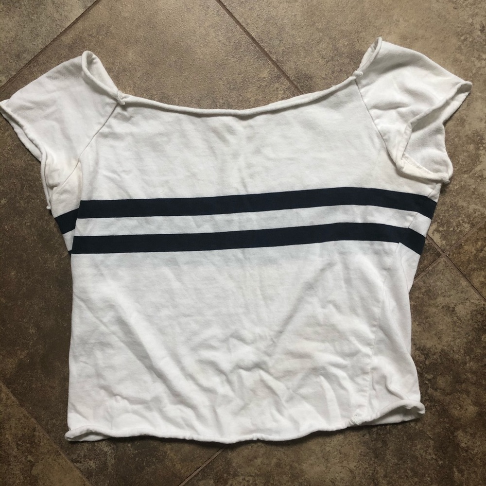 Brandy Melville Short sleeve top